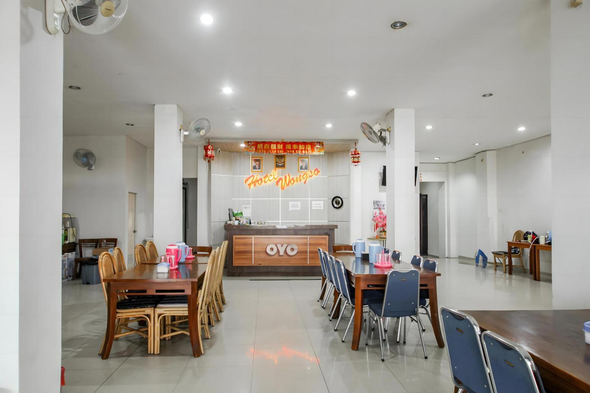 Capital O 93589 Hotel Wongso Syariah Pangkal Pinang Exterior photo